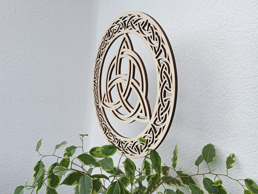Trinity knot wood wall decor